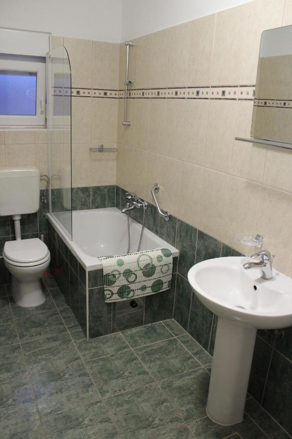 Bayview Apartment Trogir Exterior photo